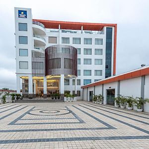 The Elite Lucknow Convention Hotel